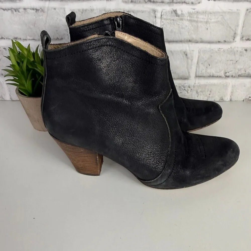 Firth Spain Black Leather Cowgirl Ankle Booties Size 40/8.5